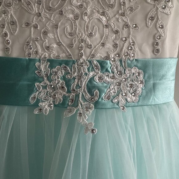 6T NWOT Mint Green and White Lace Applique Princess Style Christmas Dress - Picture 6 of 16
